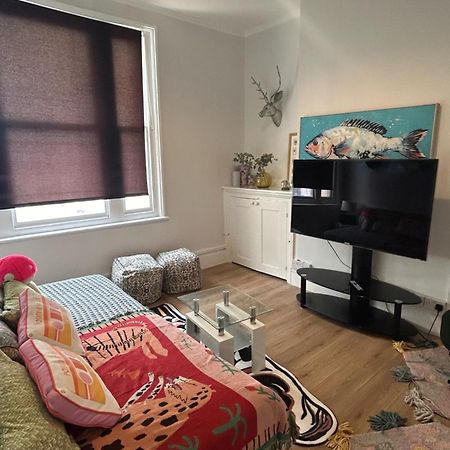 Bright Apartment In The Heart Of St Leonards Hastings Extérieur photo