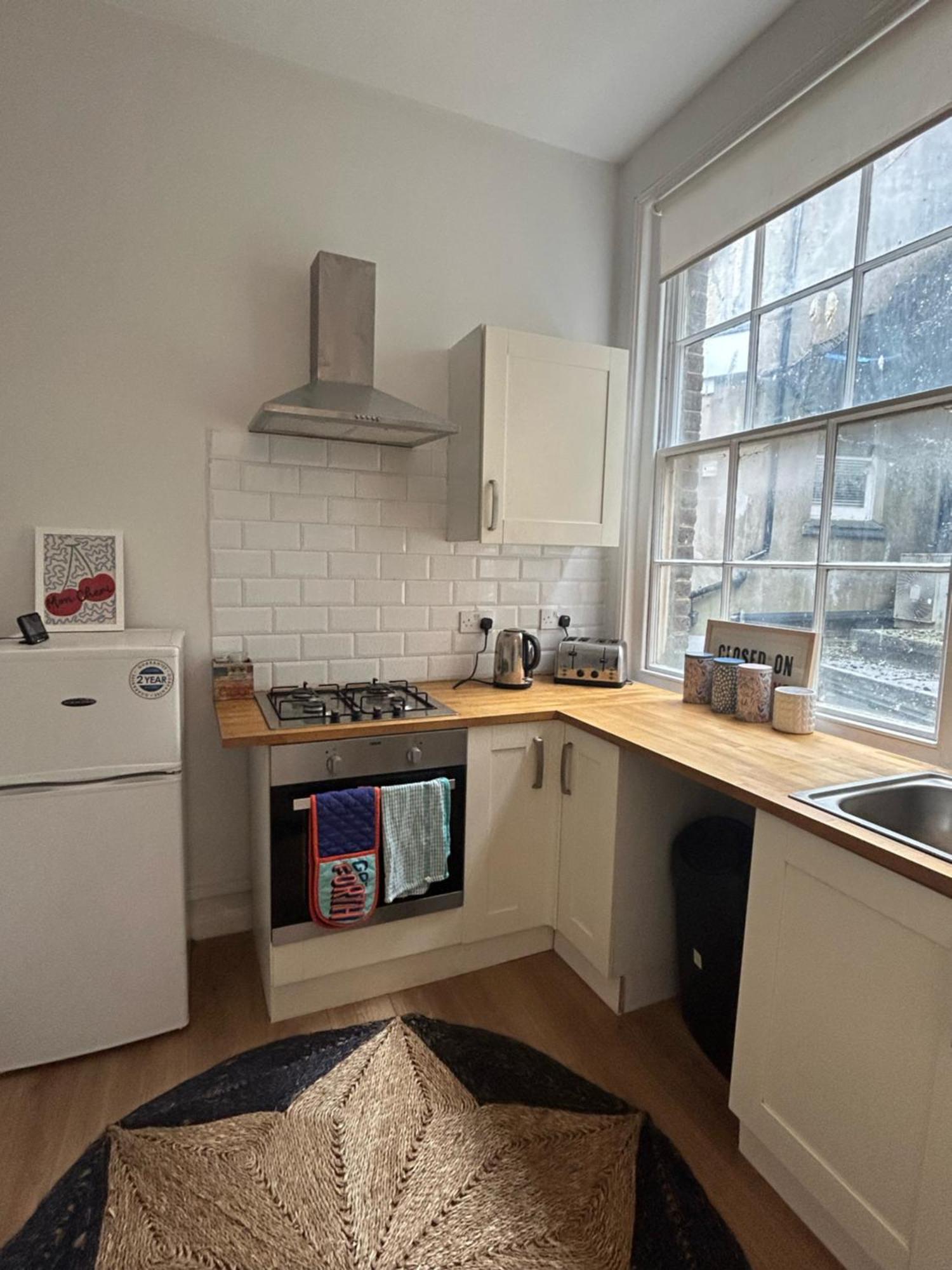Bright Apartment In The Heart Of St Leonards Hastings Extérieur photo
